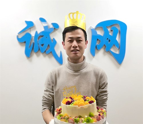 公司員工生日會(huì)，開開心心漲一歲