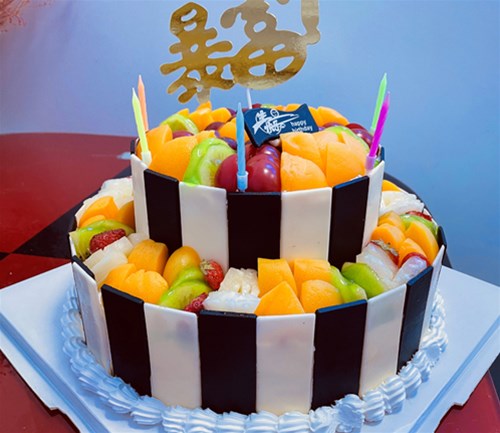 銳誠生日會(huì)，壽星也是帥帥的銷冠哦~